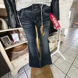 Hydraulic metro flare embroidered stitched Jean 5/5 Short